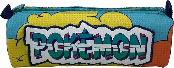 Estuche de lápices de Pokémon con fondo azul y la palabra 'POKEMON' en estilo burbuja.