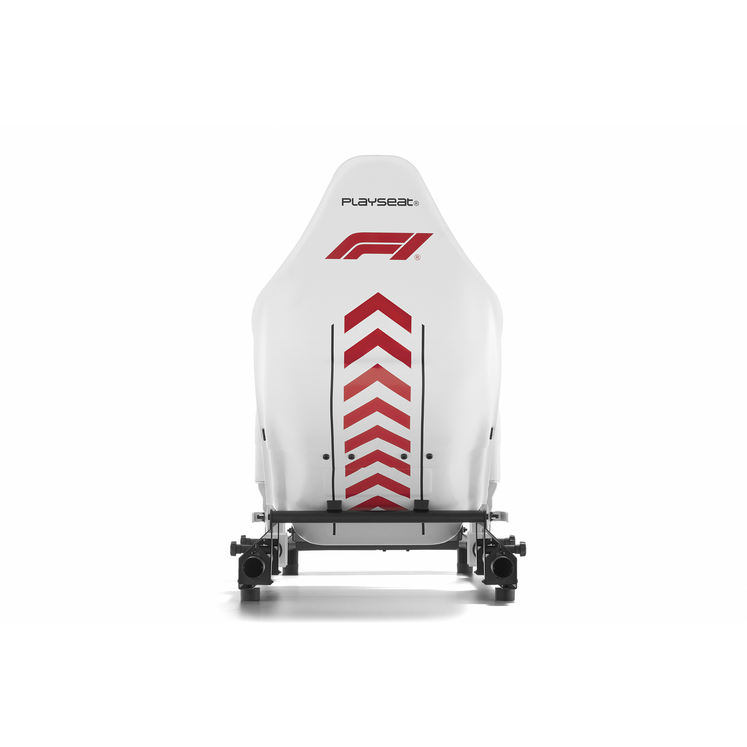 Een witte racestoel met rode pijlen en een logo. Zwart frame, wielen en een witte achtergrond.