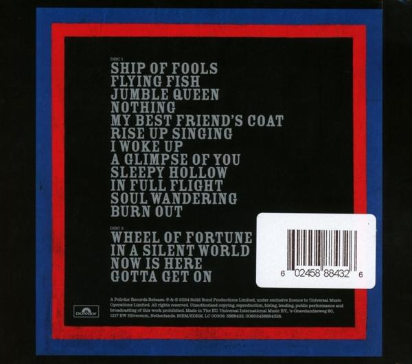 Albumcover mit Titelliste und Barcode auf schwarzem, rotem und blauem Design, mit weißem Text.