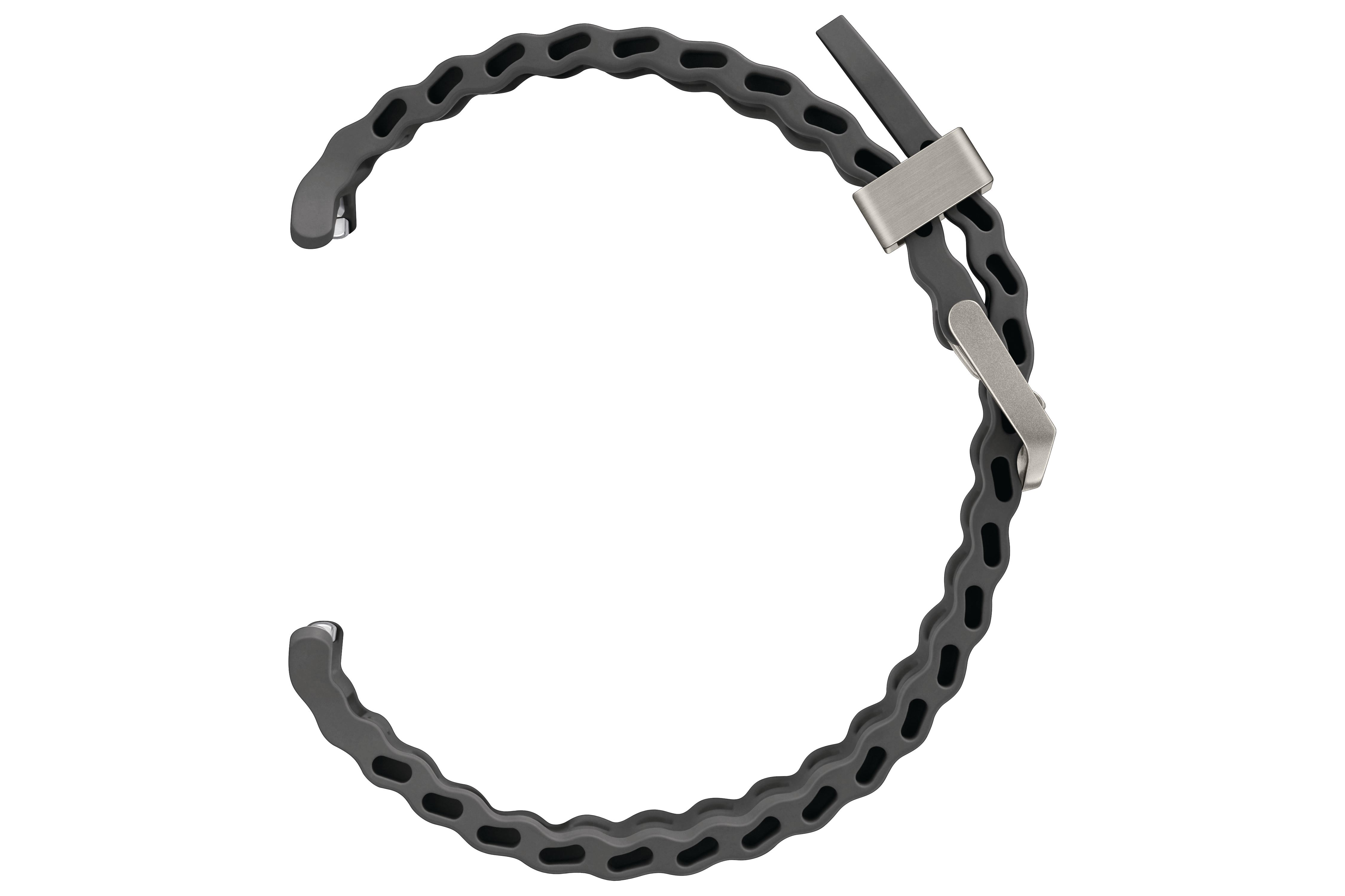 Ein graues Uhrenarmband im Kettenstil mit silberner Schließe ist vor weißem Hintergrund zu sehen. Es ist nicht befestigt.