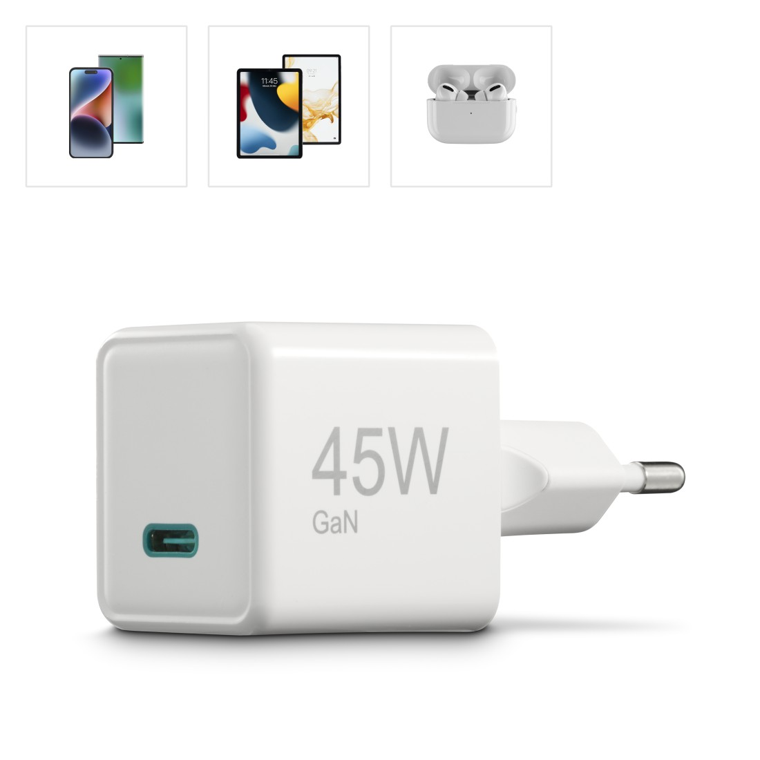 Weißes Ladegerät mit anderen elektronischen Geräten auf weißem Hintergrund.