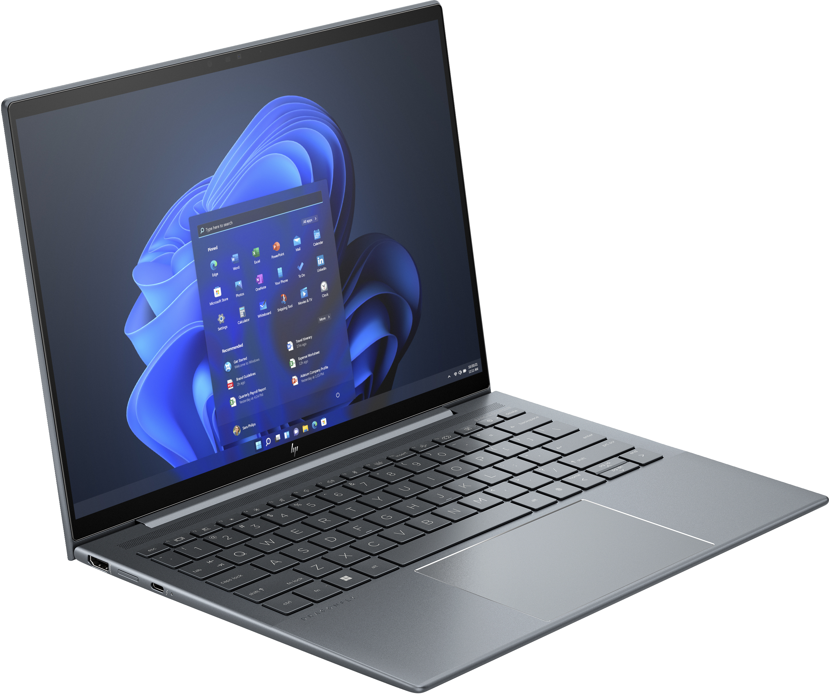 Silberner Laptop mit schwarzem Bildschirm mit Windows-Oberfläche, auf weißem Tisch.