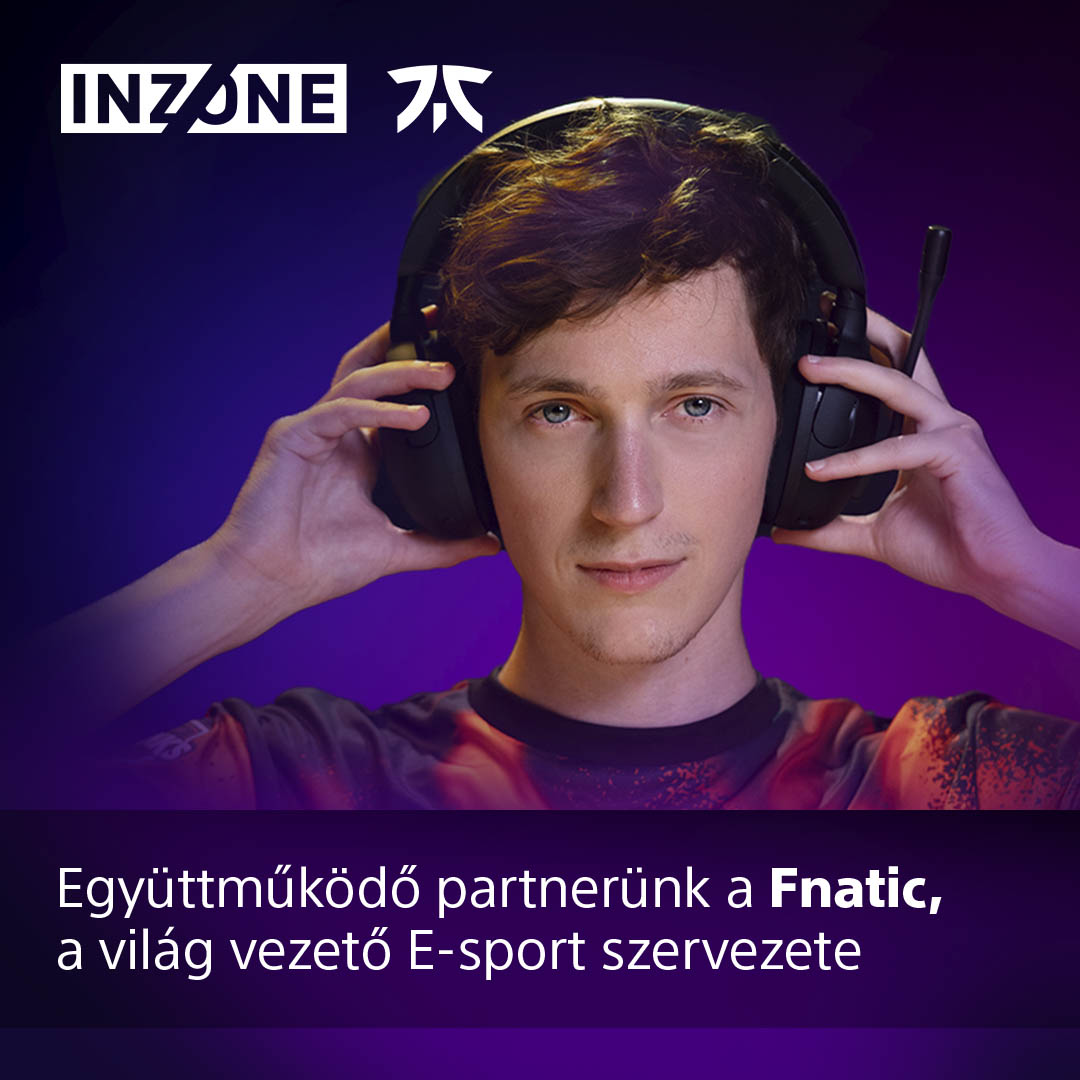 Férfi fejhallgatóval, Inzone és Fnatic logó, magyar szöveg.