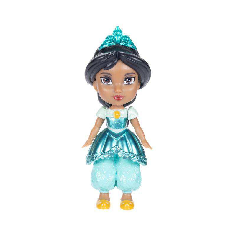 Jasmine-Puppe in blauem Kleid, Tiara und Schmuck, steht auf weißer Fläche.