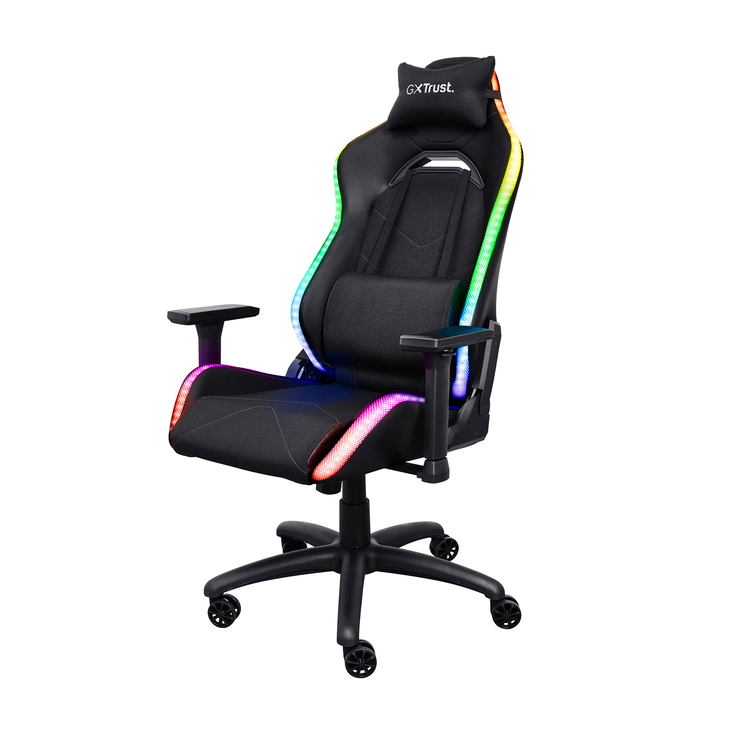 Sedia da gaming nera con luci RGB, su sfondo bianco.