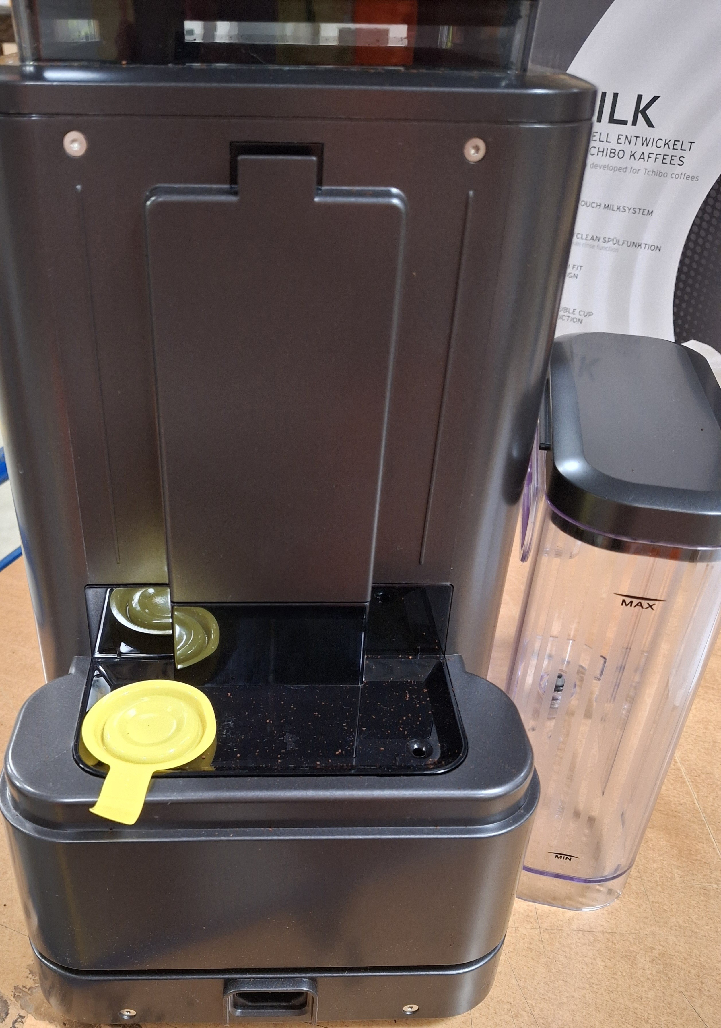 OUTLET - Ekspres ciśnieniowy automatyczny TCHIBO Esperto 2 Milk Granite Black