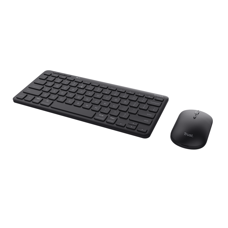 Un conjunto de teclado y ratón negro sobre un fondo oscuro, que muestra el logotipo 'Trust'.