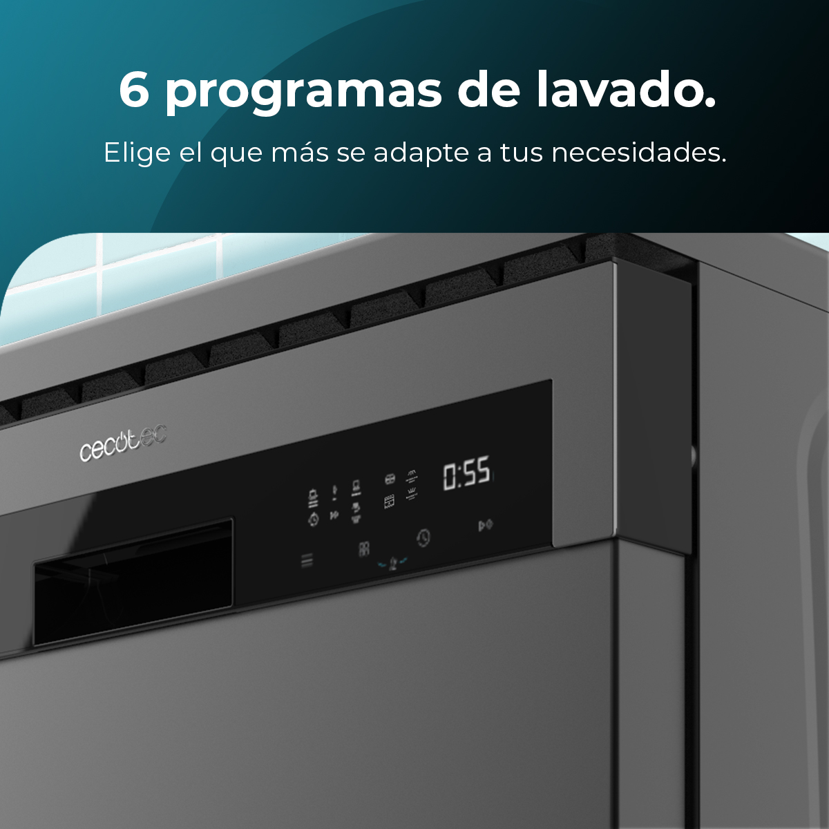 Panel de control del lavavajillas con texto en español. Colores gris y negro. Vista de cerca.