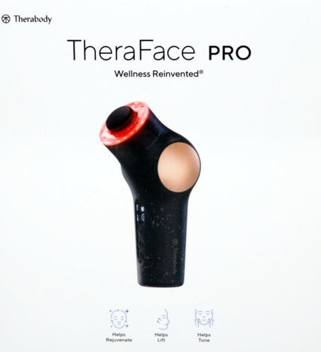 Ein schwarzes TheraFace PRO Wellness-Gerät mit rotem Licht oben, auf weißem Hintergrund.
