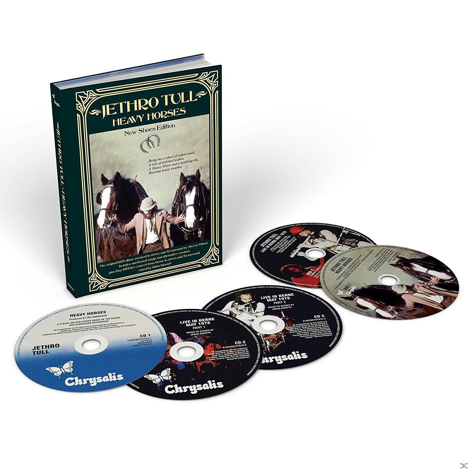 Ein Buch und CDs von Jethro Tull: Heavy Horses. Das Buch hat ein Cover mit Pferden.