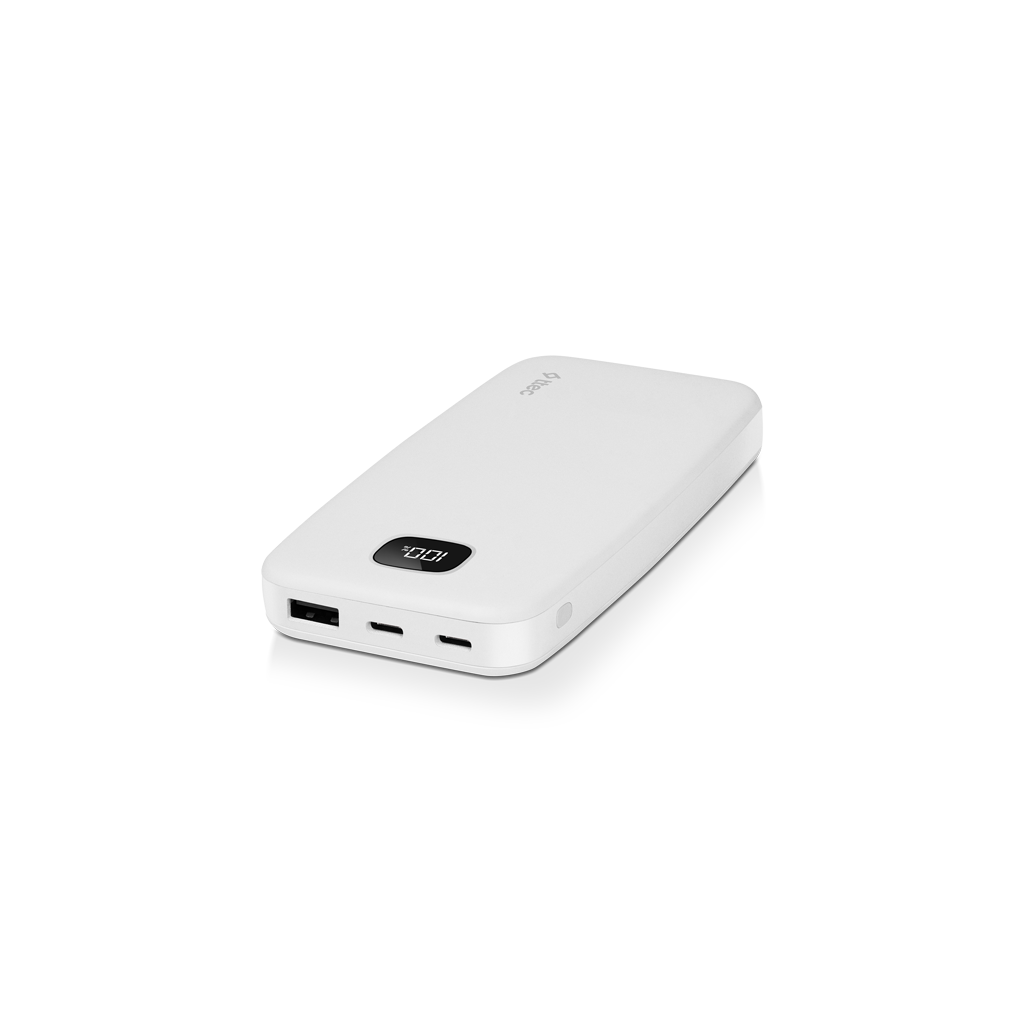 100% gösteren bir ekrana sahip beyaz bir powerbank. Siyah bir yüzeyde duruyor.