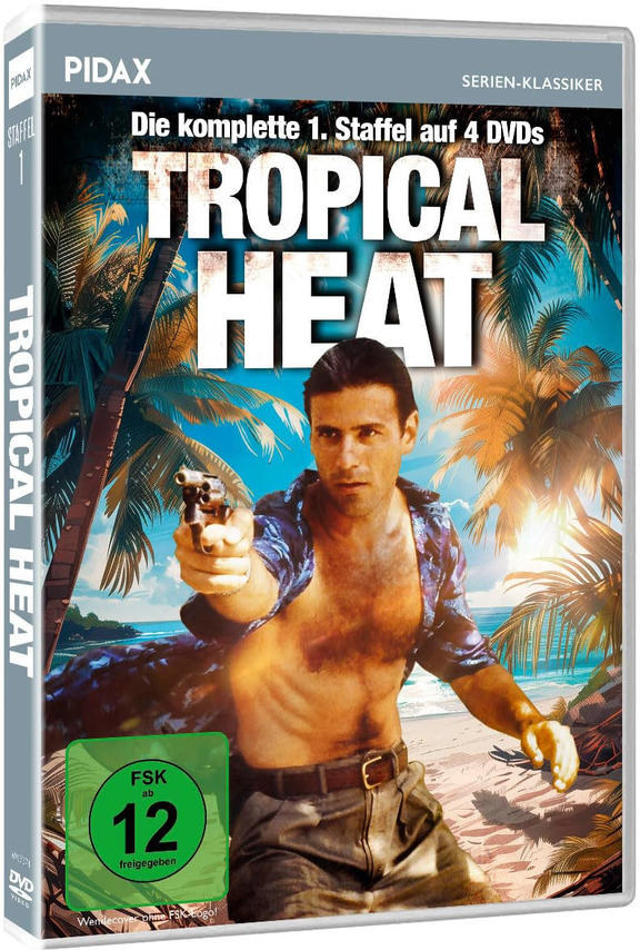 Ein Mann mit Waffe am Strand, Palmen und Meer im Hintergrund. DVD-Cover.