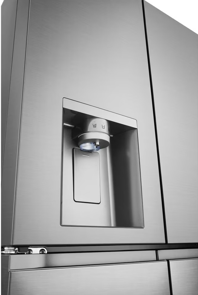 Lodówka ze stali nierdzewnej z dozownikiem wody.