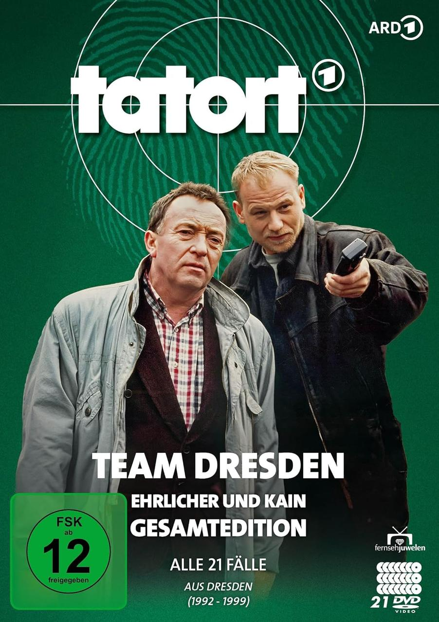 DVD-Cover 'Tatort' mit zwei Männern auf grünem Hintergrund.