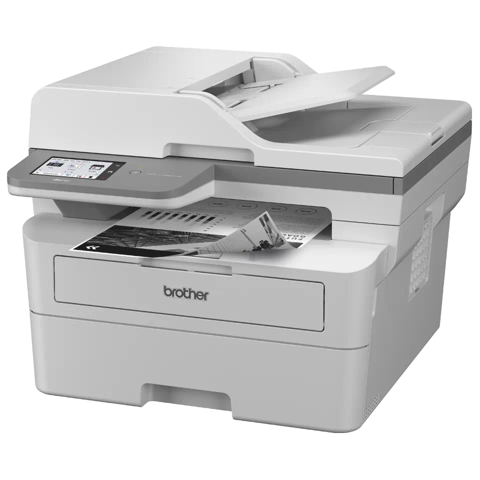 Una impresora Brother blanca con pantalla, bandeja de papel y tapa superior abierta.
