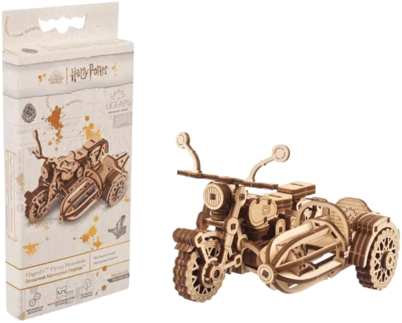 Fából készült motorkerékpár-modellkészlet oldalkocsival és egy csomagolódobozzal.
