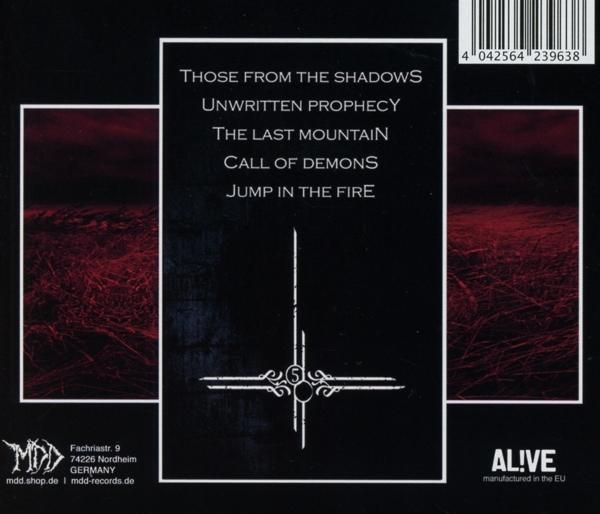 CD-Cover mit Bandnamen, Songtiteln und Logo. Schwarzer Hintergrund, rote Akzente.