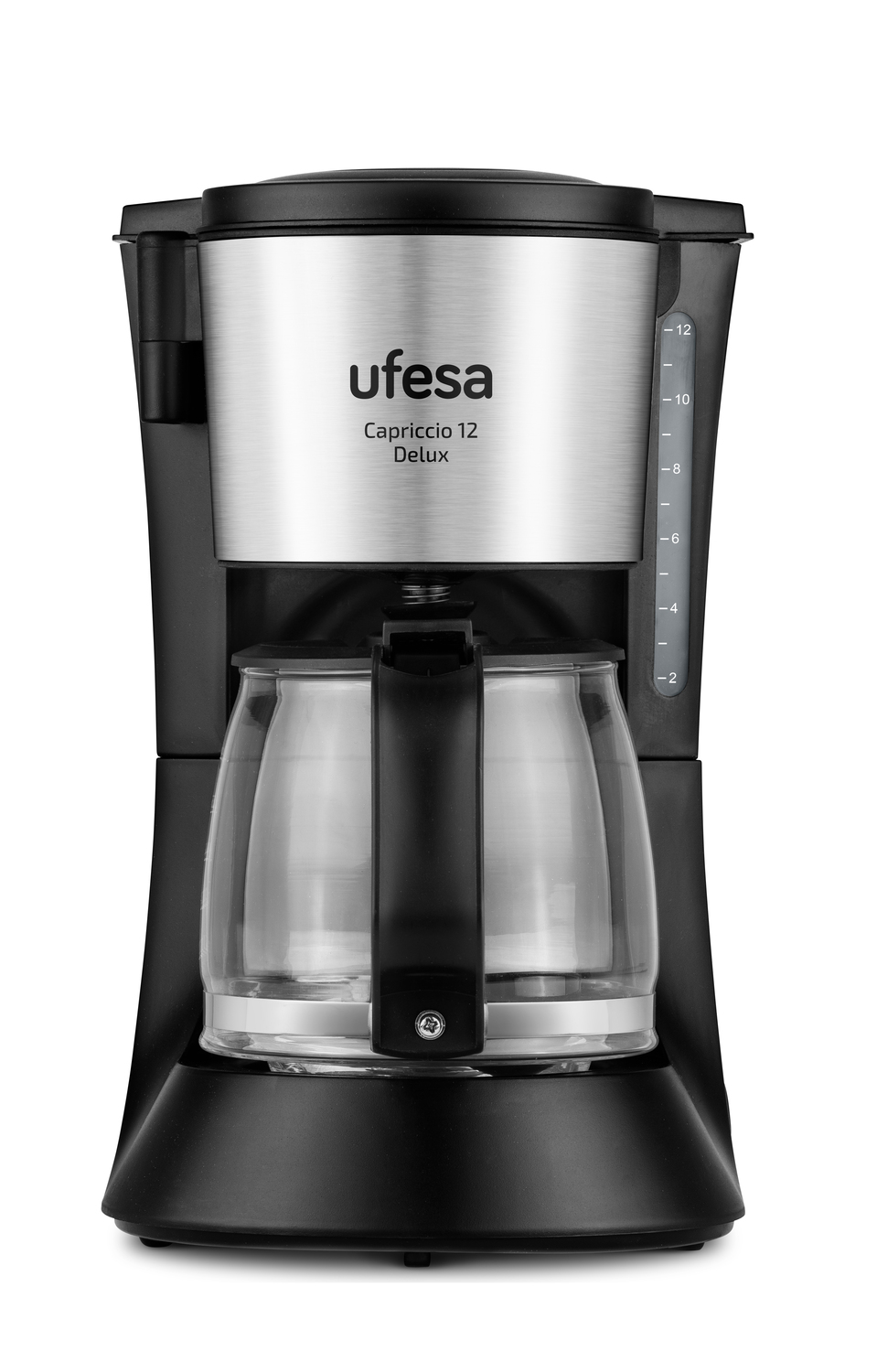 Una cafetera negra y plateada. La cafetera tiene una jarra de cristal y un frontal plateado.