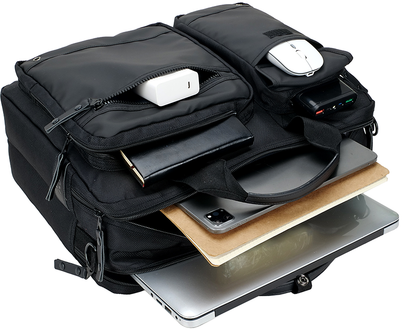 Fekete nyitott laptop táska, benne laptop, tablet és kiegészítők.