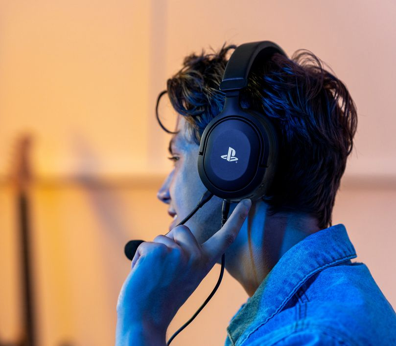 TRUST GXT 498 Forta, Over-ear Cuffie da gaming Nero