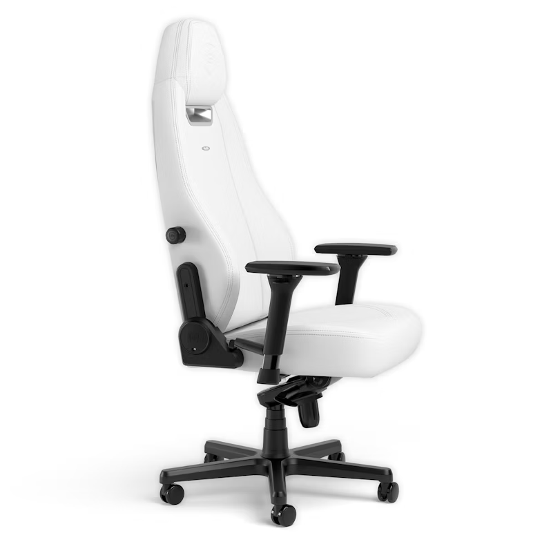 Silla gamer blanca con base negra, mostrando características de diseño.