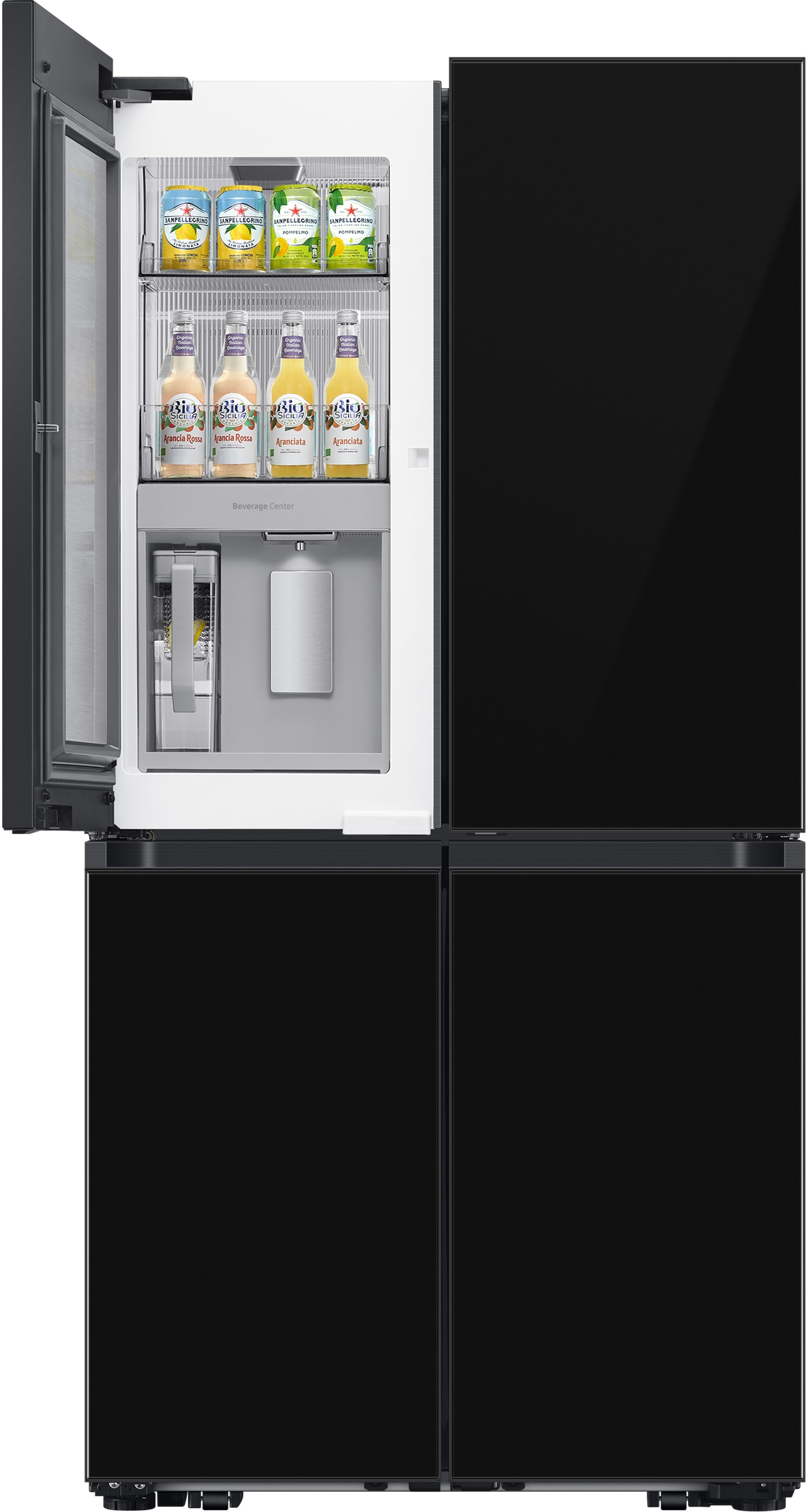 Ein schwarzer Kühlschrank mit zwei geöffneten Türen, die Getränke und einen Wasserspender zeigen.