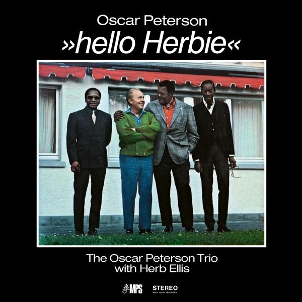 Albumcover: Vier Männer stehen, Herbie Hancock mit zwei anderen. Titel: Hello Herbie.