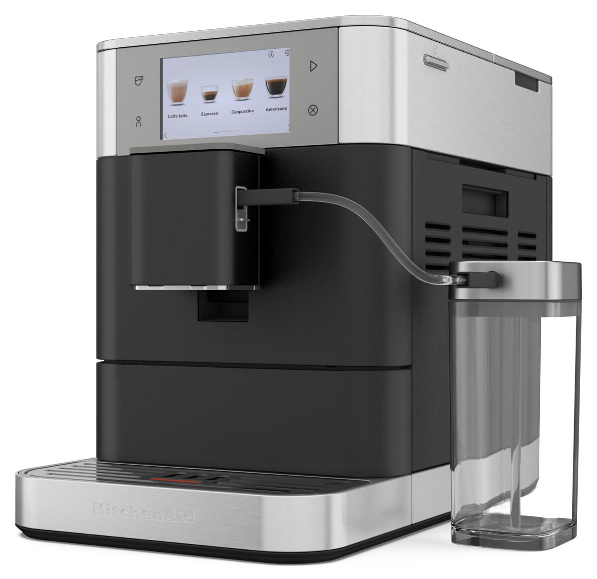 KitchenAid Kaffeemaschine mit Touchscreen und Wasserbehälter.