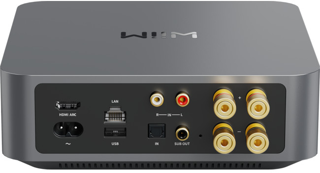 Un dispositivo audio grigio con più porte sul retro.