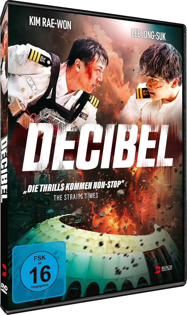 DVD-Box mit Schauspielern in weißen Uniformen und dem Titel 'DECIBEL' vor einem Explosionshintergrund.