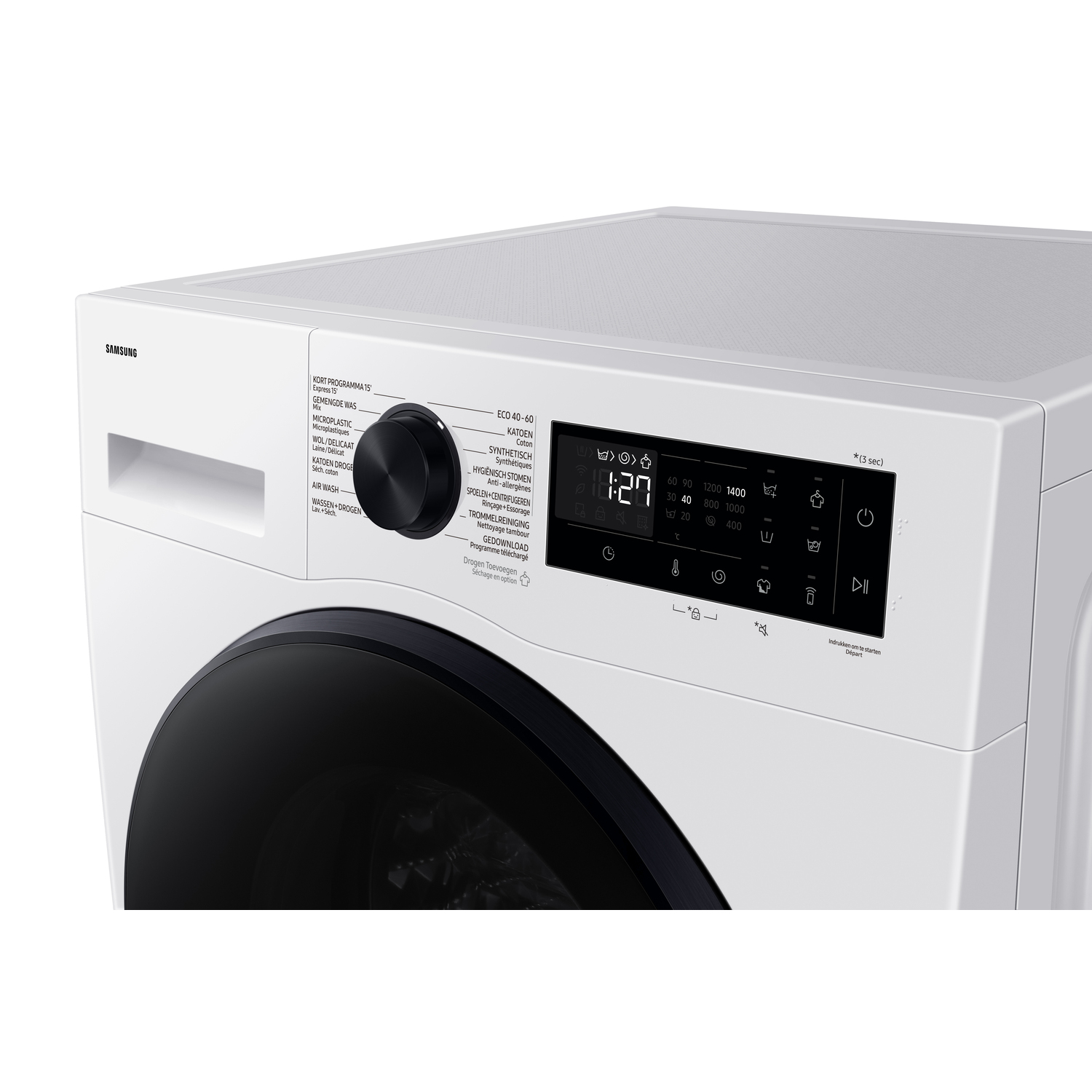 Een witte wasmachine met een digitaal display en bedieningspaneel.