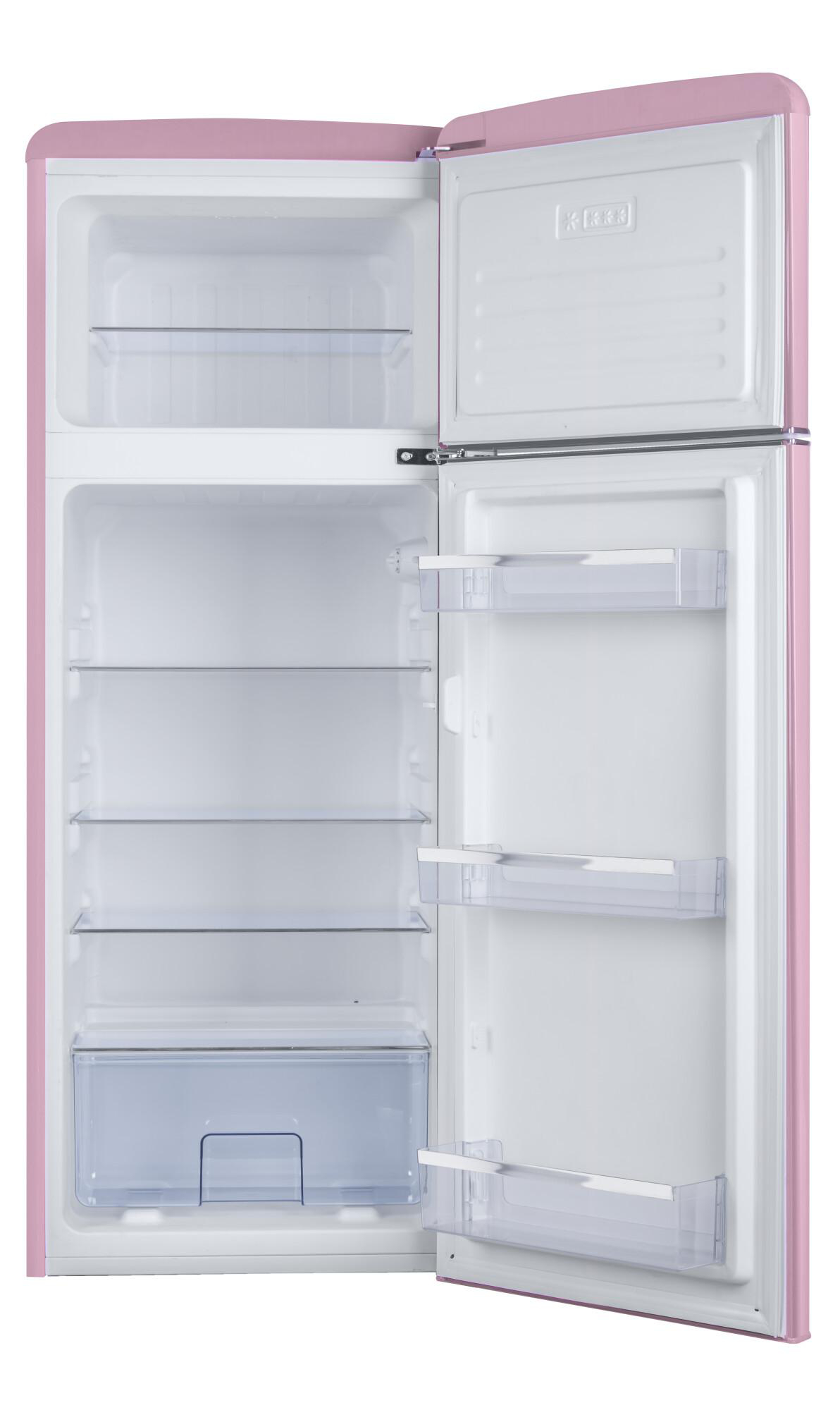 Rosa Retro-Kühlschrank, Tür offen. Innenraum mit Regalen, Schubladen. Weißer Innenraum. Rosa Außen.