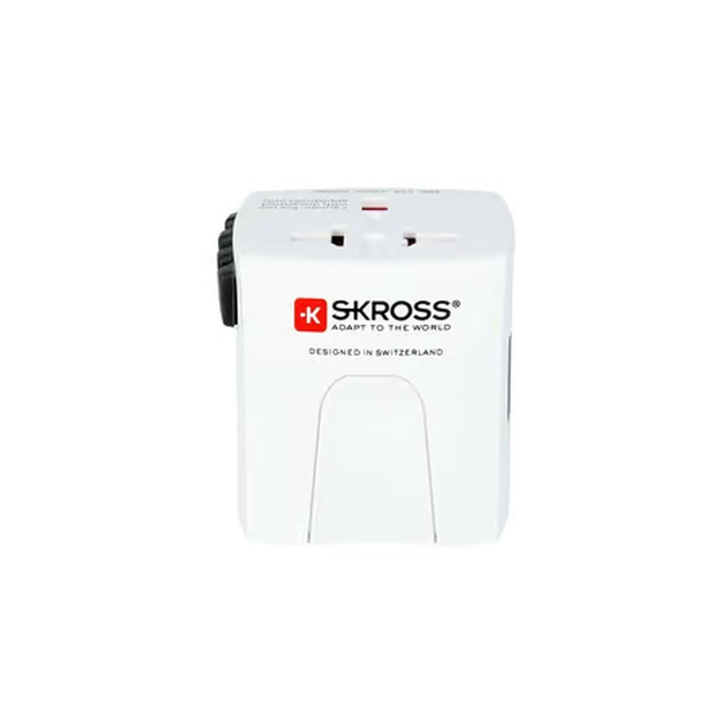 Witte Skross adapter met rood logo en zwarte stekker, ontworpen in Zwitserland.