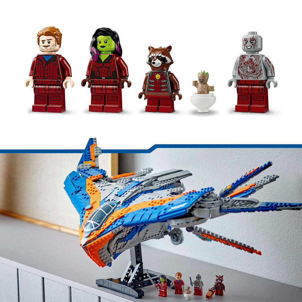 Lego Guardians of the Galaxy Set mit Figuren und Raumschiff auf Regal.