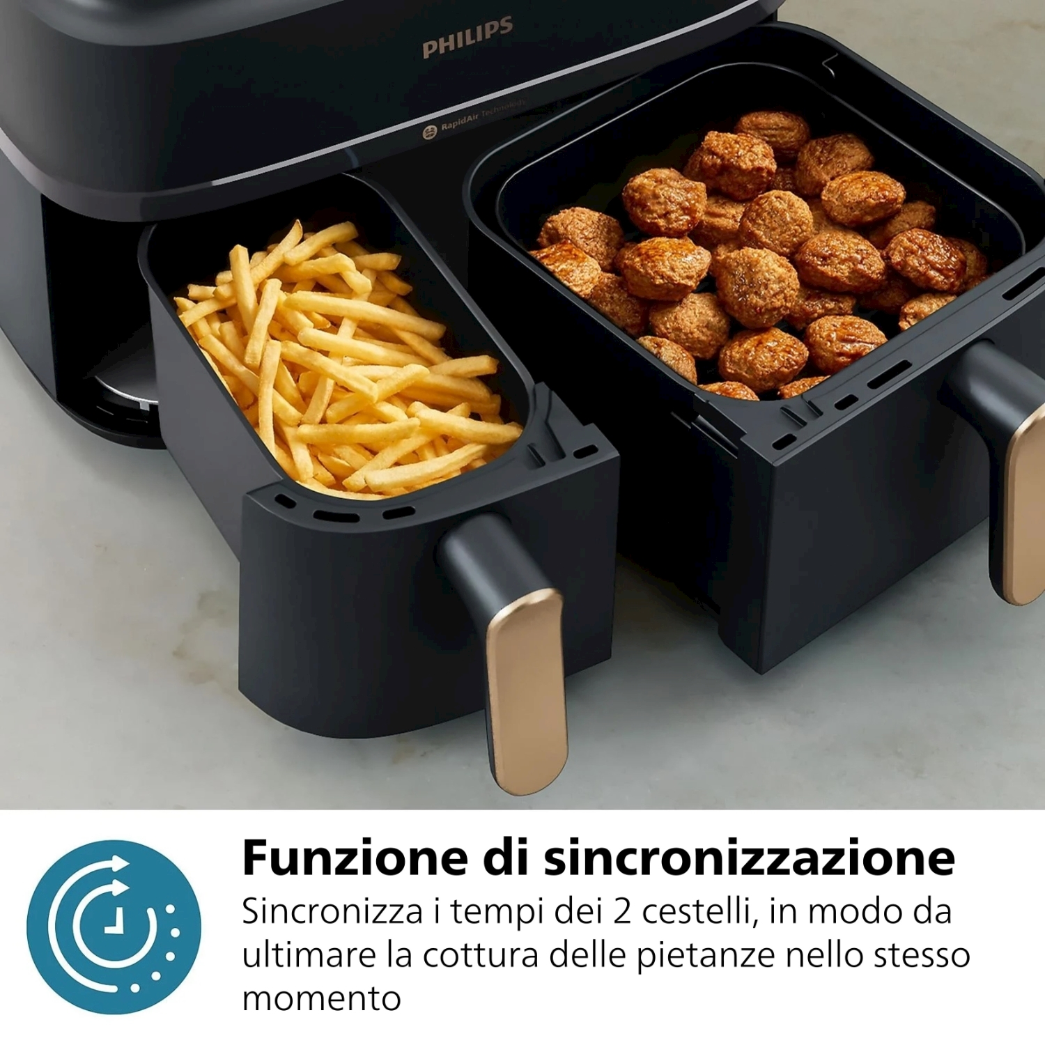 Una friggitrice ad aria Philips con due cestelli pieni di patatine fritte e polpette. Il testo dice funzione di sincronizzazione.