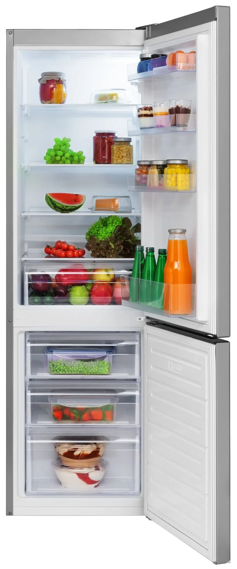 Otwarta lodówka z jedzeniem: owoce, warzywa, słoiki, butelki i pojemniki na półkach.