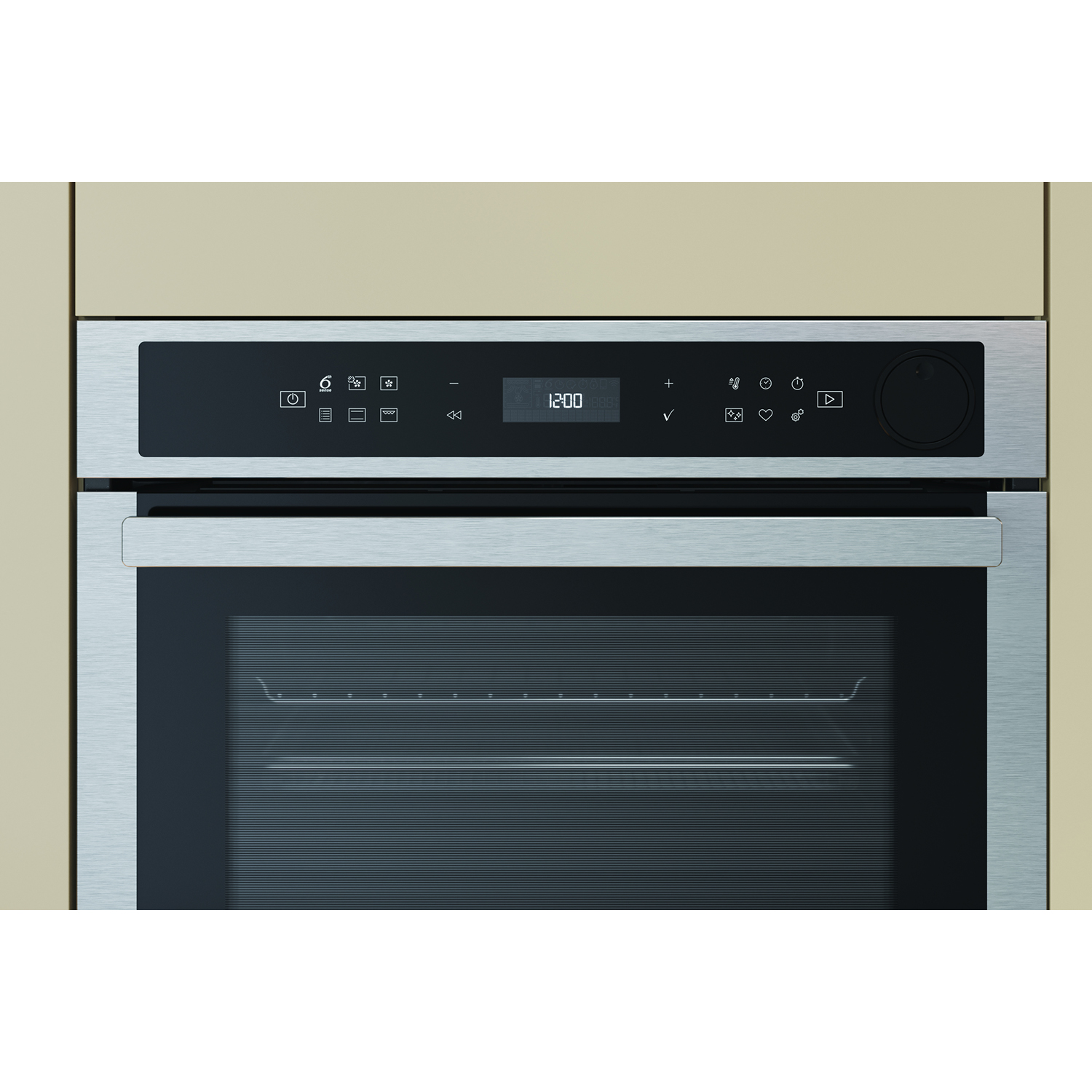Primo piano del pannello di controllo di un forno in acciaio inox, integrato in un mobile.
