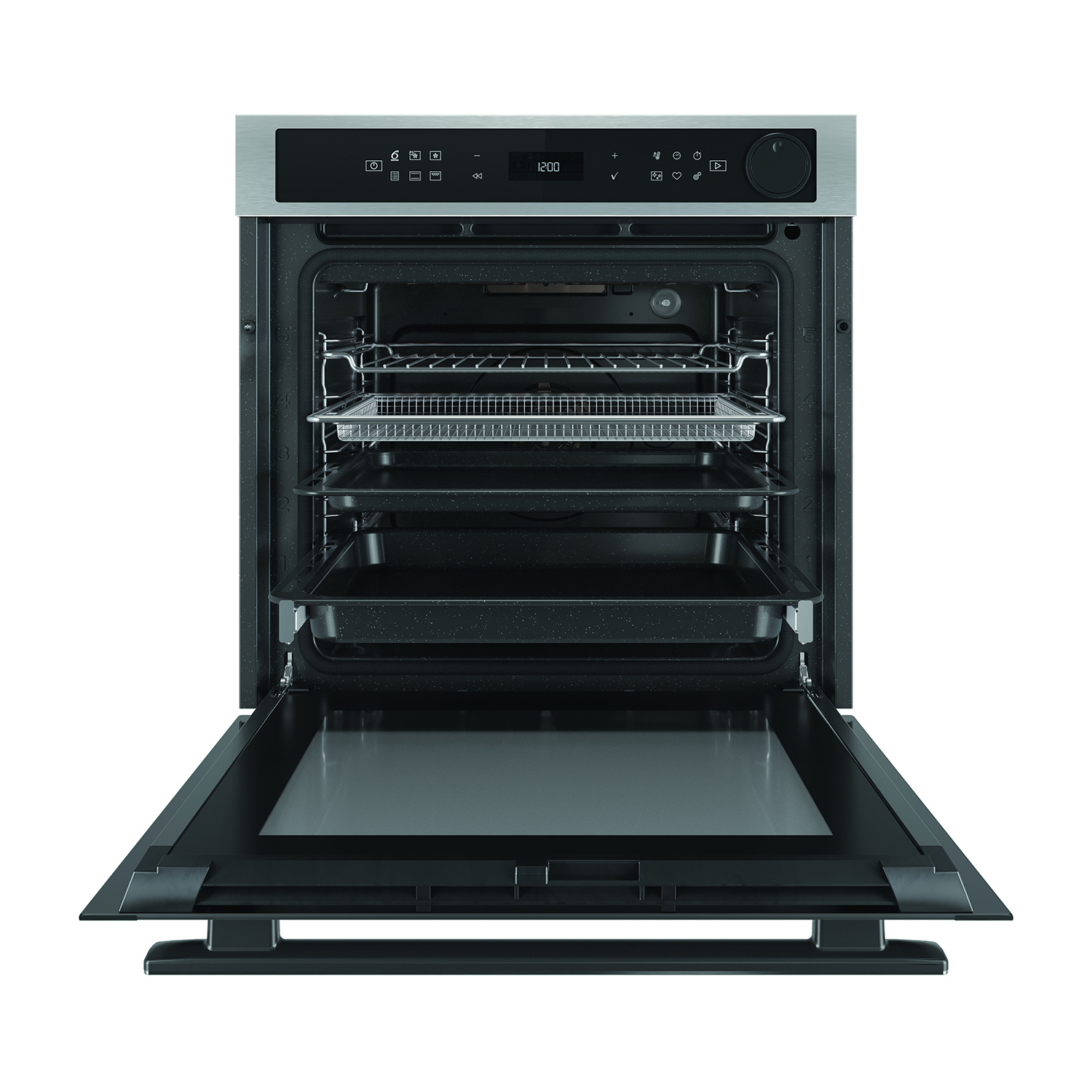 Forno aperto con vassoi all'interno, telaio in acciaio inox, interno nero, sfondo nero.