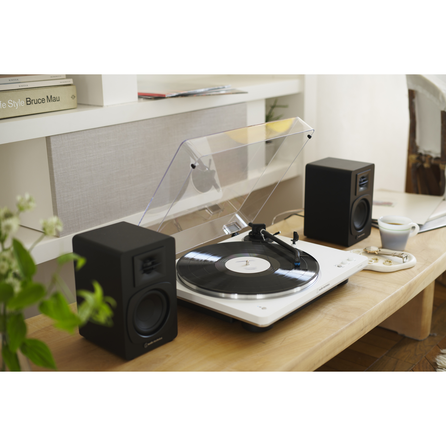 AUDIO TECHNICA Platine vinyle (AT-LP70xBTWS)