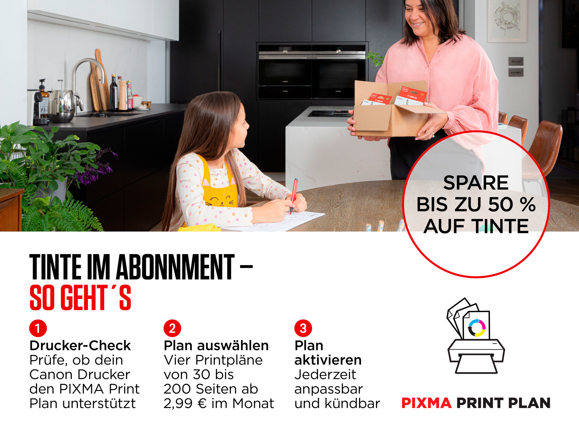 Frau gibt Mädchen Tintenbox, Text rechts.