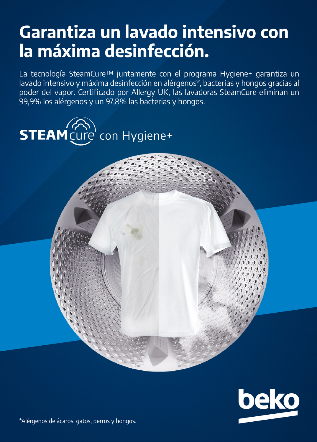 Un tambor de lavadora con una camisa blanca manchada siendo limpiada por vapor.
