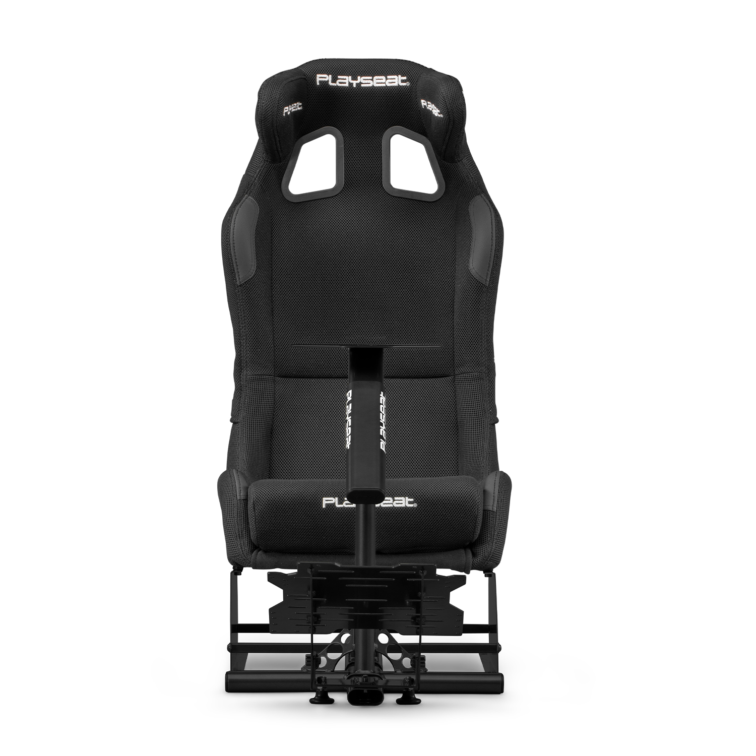 Una sedia da gioco Playseat nera, con base nera e schienale alto. La sedia è vuota.
