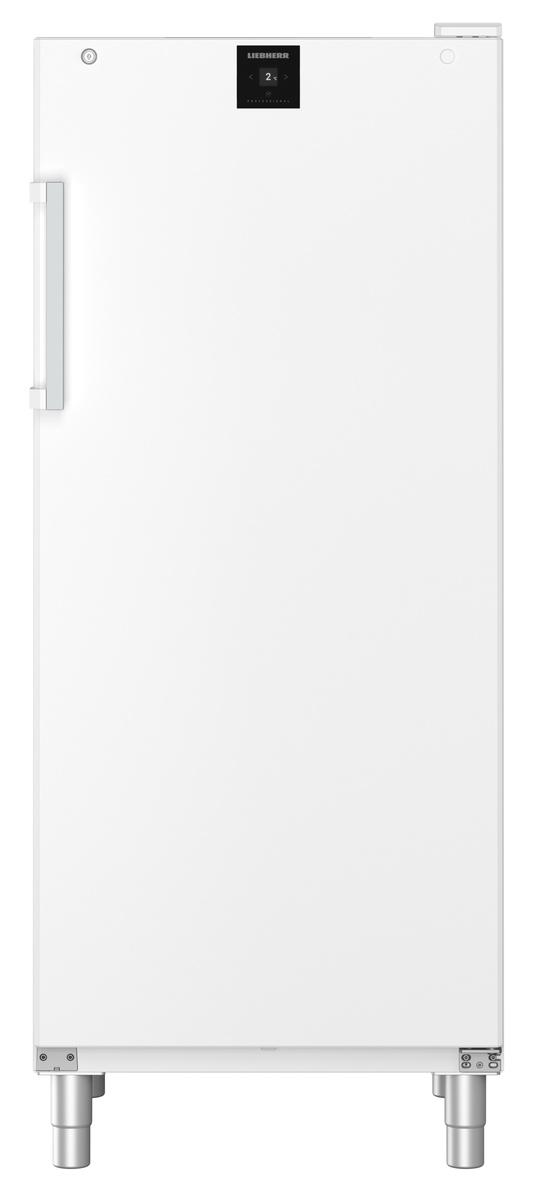 Hoher, weißer Kühlschrank mit Griff links und Display oben.