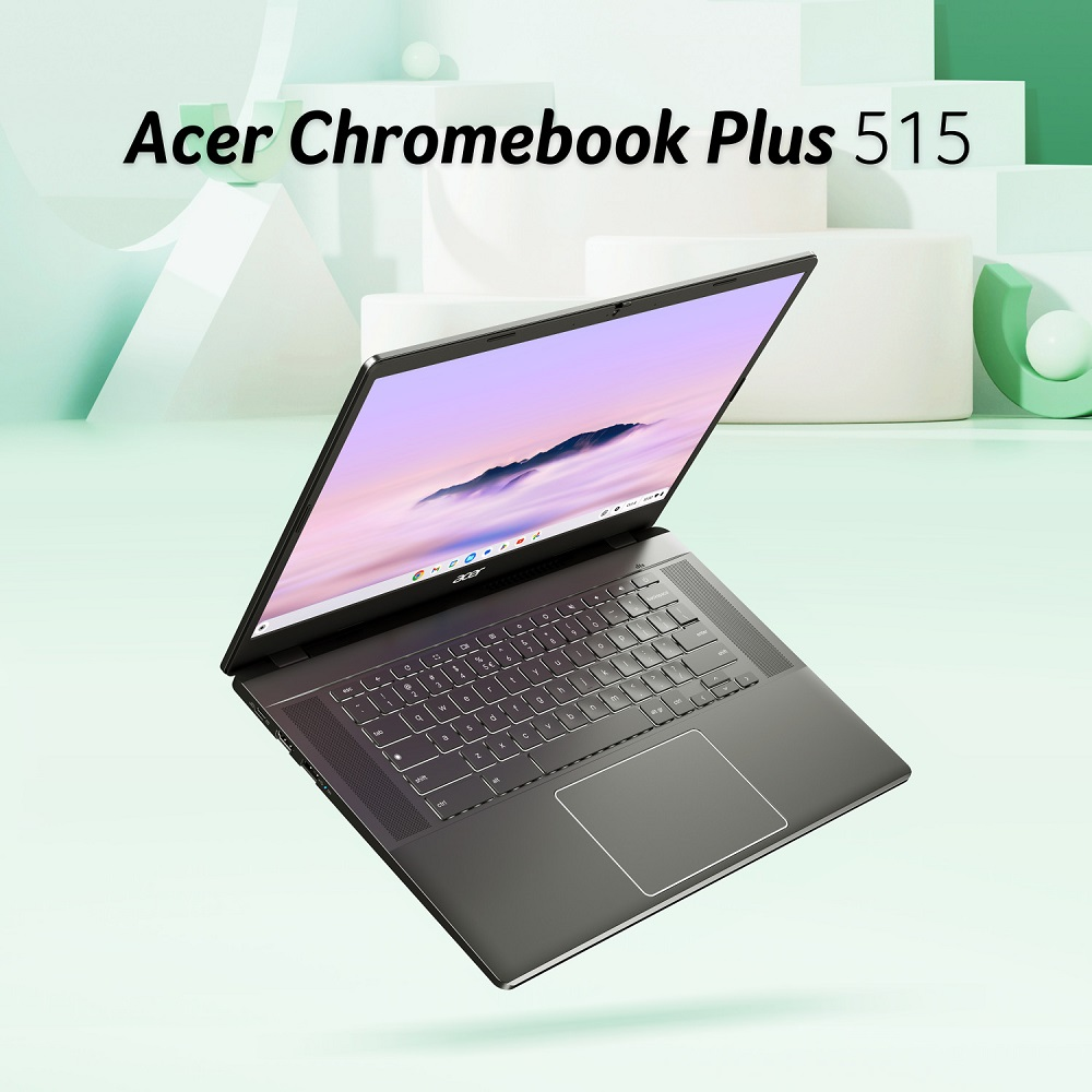 Laptop Acer Chromebook Plus 515, ciemnoszary, otwarty na białej powierzchni, w studio.