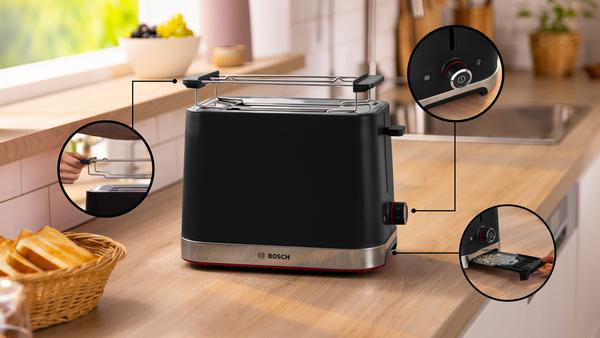 Ein schwarzer Toaster mit Brot darin. Es gibt Nahaufnahmen der Einstellungen.