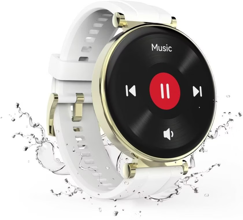 Une smartwatch blanche avec un bord et un bracelet dorés. L'écran affiche une interface de lecture de musique.