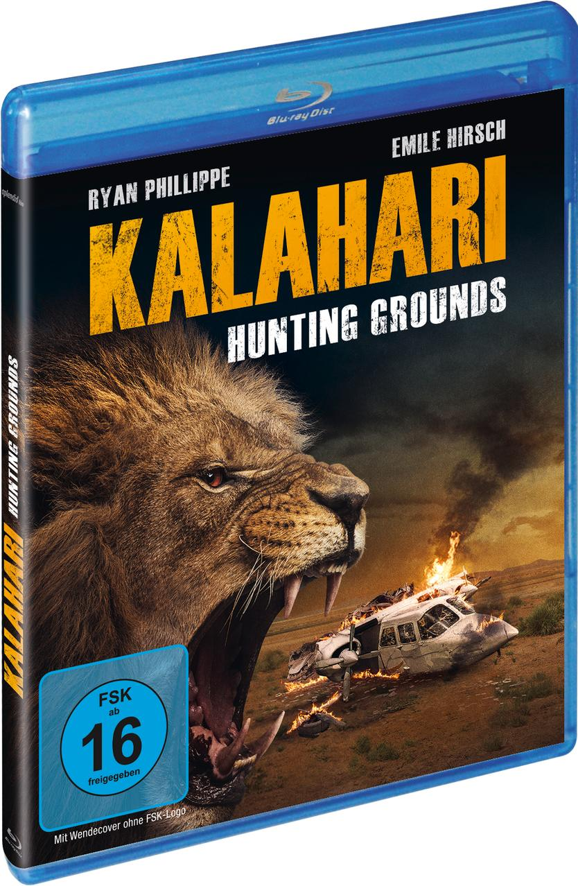 Blu-ray-Disc-Cover für 'Kalahari Hunting Grounds' mit einem brüllenden Löwen und einem abgestürzten Flugzeug.