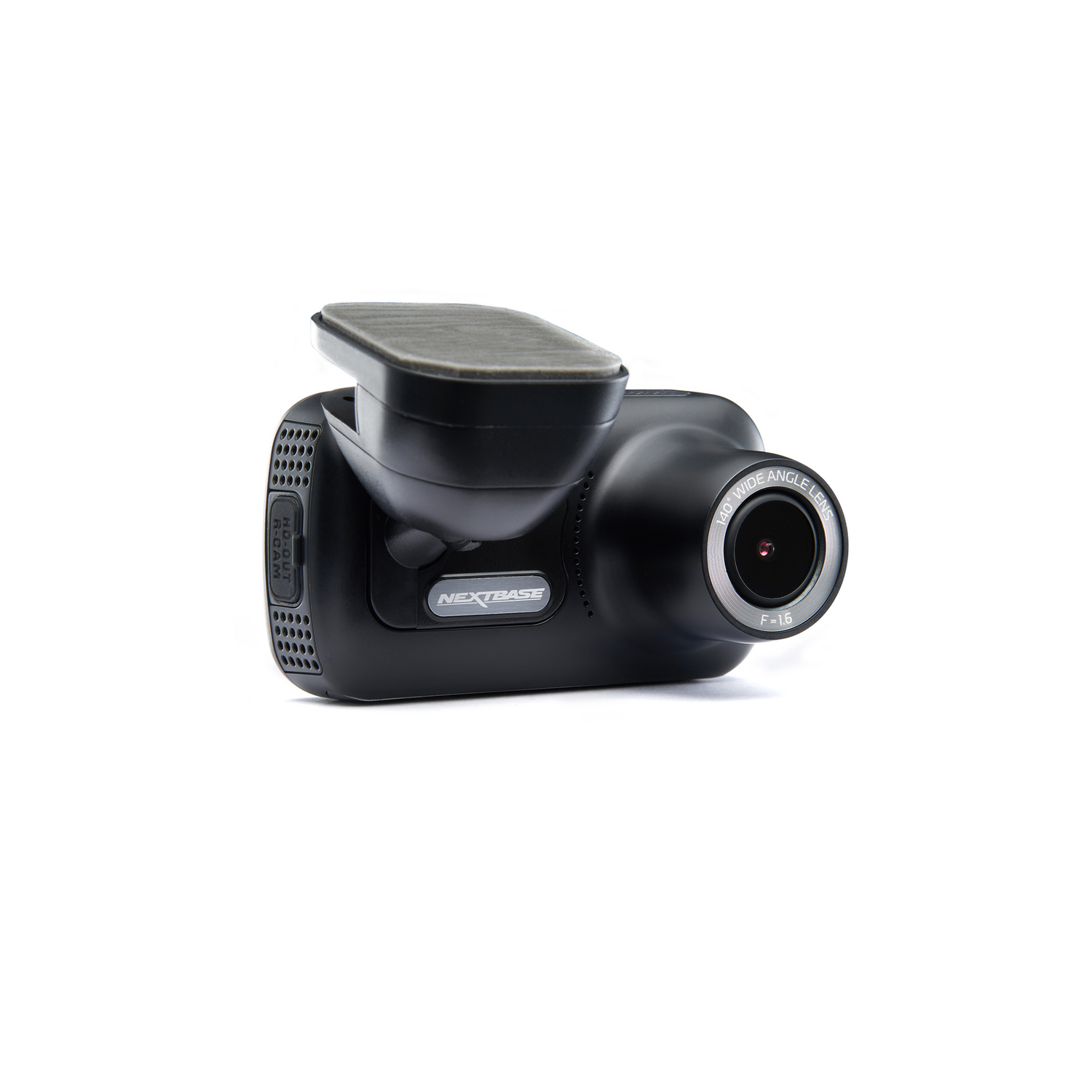 Een zwarte dashcam met een lens, op een witte achtergrond. Het woord NEXTBASE is zichtbaar.