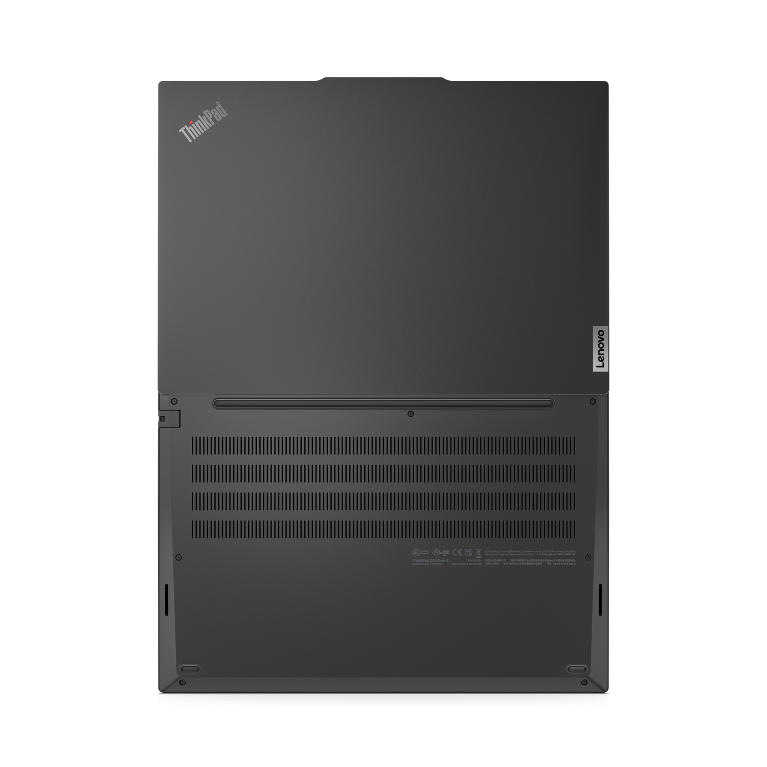 Onderkant van een zwarte ThinkPad-laptop. Toont ventilatieopeningen en verschillende poorten.