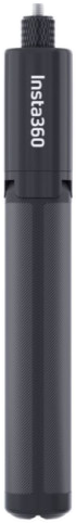 Egy fekete Insta360 kamera tartozék, hengeres kialakítással.